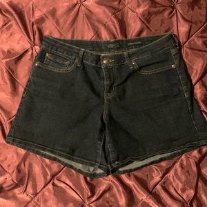 Jessica Simpson Forever Low Rose Jean Shorts Size 30